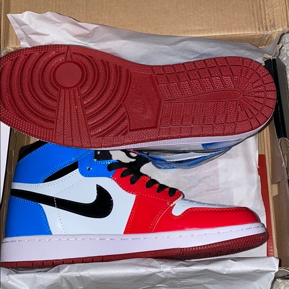 AIR Jordan 1 Retro HighTop Fearless UNC to… - Picture 4 of 5